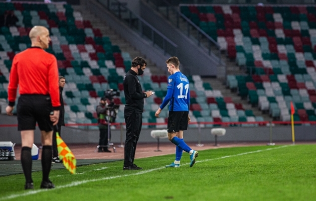 Kas mängus Valgevenega punase kaardi teeninud Karl Rudolf Õigus saab täna võimaluse vigade paranduseks? Foto: Jana Pipar / jalgpall.ee