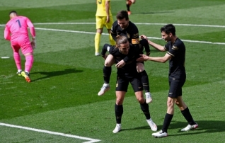 Griezmann kergitas ekstreenerit väärikalt mälestanud Barcelona Reali kõrvale ja pinge haripunkti