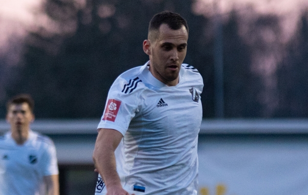 Kas ajakirjanduses on juhuseid? Vähemalt püss paugub!