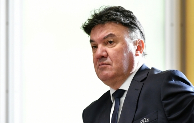 Bulgaaria jalgpalliliidu endine juht võttis presidendikoha tagasi: Berbatovi unistus lükkub tulevikku