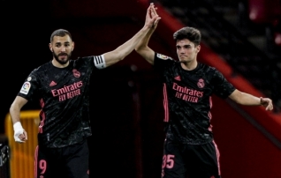 Zidane saatis platsile hooaja noorima tiimi, kuid hullumeelne punktiseeria sai ikkagi jätku