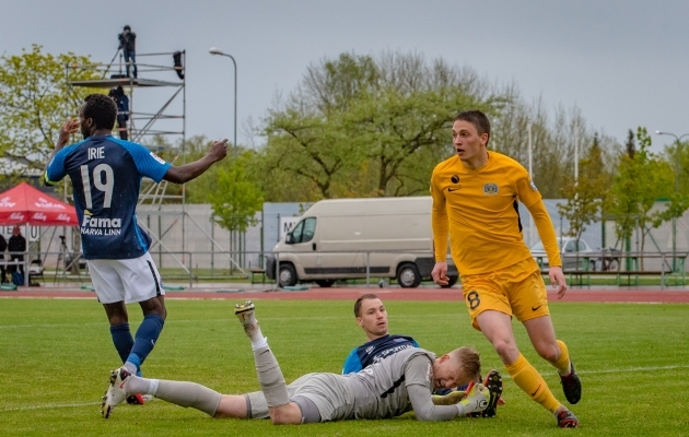 FC Kuressaare ja Narva Transi kohtumine, paremal Joonas Soomre. Foto: Allan Mehik