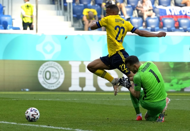 Nii s&uuml;ndis penalti. Foto: Scanpix / EPA / Dmitry Lovetsky / POOL