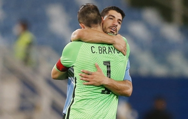 Kuidas lõpuminutitel aega venitada? Suarez näitab ette!