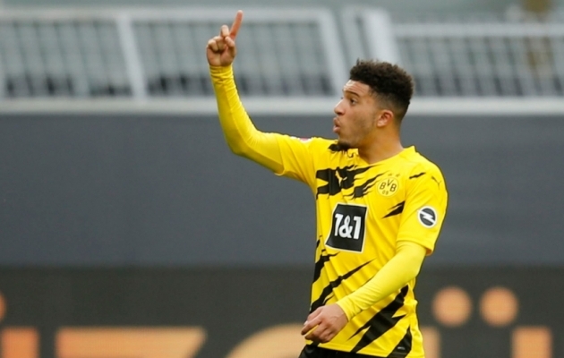 Ametlik: Jadon Sancho siirdus Manchester Unitedisse