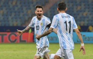 Puuduvat tiitlit jahtiva Messi sooloetendus viis Argentina poolfinaali, Uruguay põrus penaltitega  (videod mängudest!) 