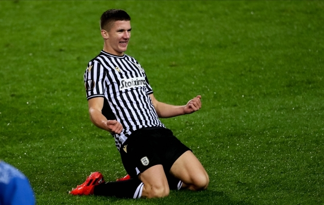 Norwich hankis noore Kreeka koondislase