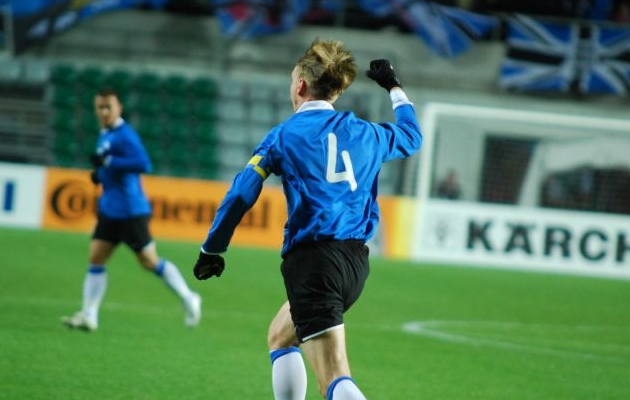 2009. aastal Tallinnas peetud mängus viis Raio Piiroja Eesti 31. minutil juhtima. Foto: Märt Vassiljev 