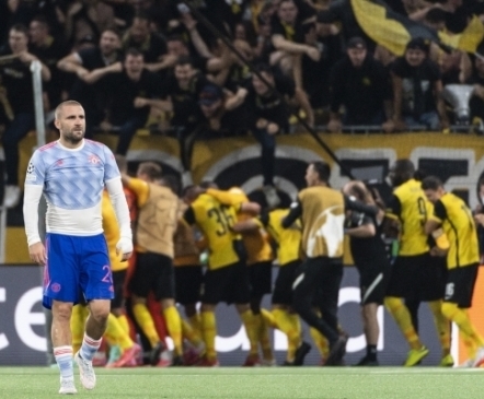 Meistrite liiga naasis pauguga: Ronaldo skooris, kuid Manchester United sai šokk-kaotuse