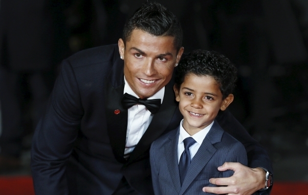 Ronaldo ema loodab enne surma oma perekonnaliiget Sportingu särgis mängimas näha