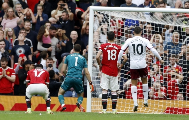Manchester United, teil peaks ju üks teine mees penaltit lööma? Ehk kuidas Villa väravavaht Fernandese penalti eel ja järel hullu pani