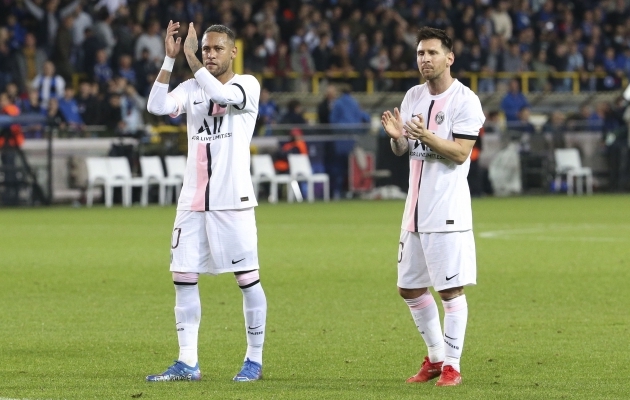 PSG staarid Neymar ja Lionel Messi p&auml;rast viigim&auml;ngu Club Bruggega f&auml;nne t&auml;namas. Foto: Scanpix / Jean Catuffe / SIPA Press