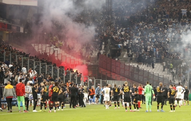 Mäss tribüünidel pani seisma lahingu palliplatsil