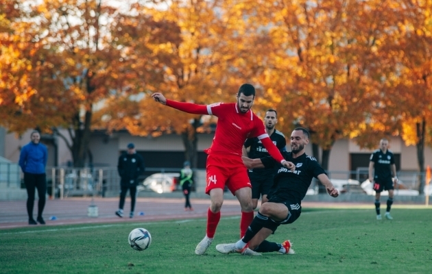 Du&scaron;an Bakic tegi enim pealel&ouml;&ouml;ke v&auml;ravale ja k&otilde;ige rohkem pallikaotusi. Foto: Liisi Troska / jalgpall.ee