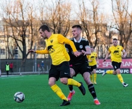 Vapruse kapten Villota lubas Kaljut ampsata, sest varem on sellega hakkama saadud
