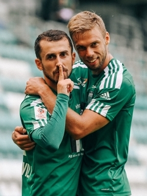 FCI Levadia parimad väravakütid on Zakaria Belgarišvili (vasakul) ja Robert Kirss. Foto: Liisi Troska / jalgpall.ee