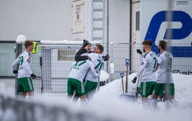 FCI Levadia mängijad tähistavad 1:0 väravat. Foto: Jana Pipar / jalgpall.ee