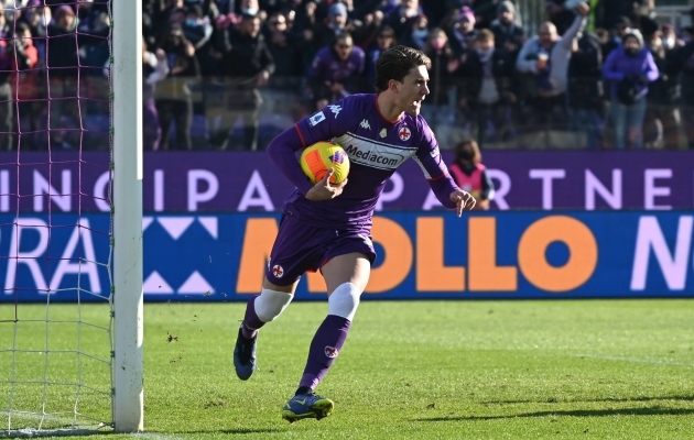 Kuuendat mängu järjest skoorinud Vlahovic aitas Fiorentinal punkti päästa
