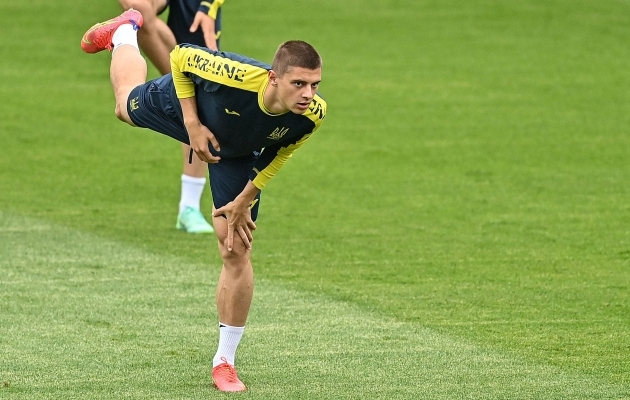 Everton ostis Dinamolt Ukraina koondise vasakkaitsja