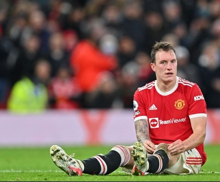 Phil Jones naasis ligi kaheaastase pausi järel väljakule ja United sai Ralf Rangnicki juhendamisel esimese kaotuse