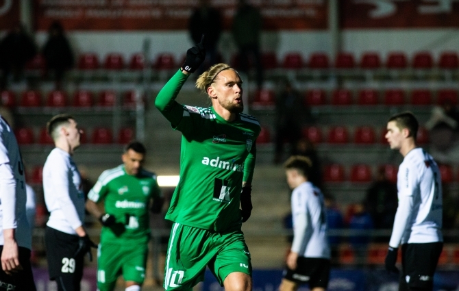 VAATA JÄRELE: tiitlikaitsja Levadia tegi avamängus Kalevile jõudude vahekorra selgeks