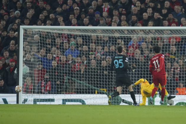 Samir Handanovici v&auml;ravaraamid aitasid kollkiprit igak&uuml;lgselt. Foto: Scanpix / Jon Super / AP