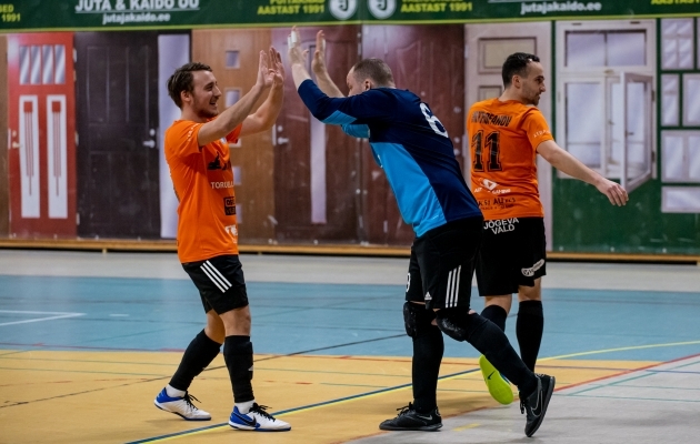 Wolvesi ja Silmeti 12-väravaline thriller lõppes viigiga, Smsraha alistas kindlalt tartlased 