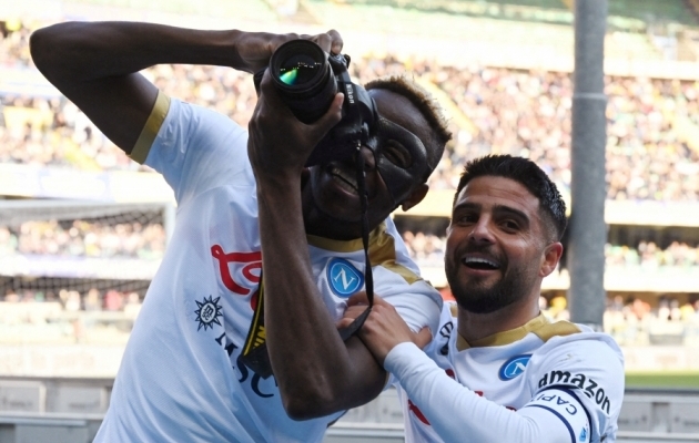 Osimhen lõi kaks väravat ja tegi klõpsu ning Napoli hoiab tiitlilootusest endiselt kõvasti kinni