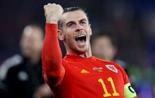 Hispaania lehes  parasiidiks ja vereimejaks tembeldatud Bale saatis supervärava järel kriitikutele järsu tervituse