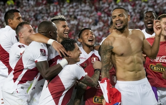 Peruu säilitas võimaluse jõuda MM-finaalturniirile. Foto: Scanpix / Martin Mejia / AP Photo