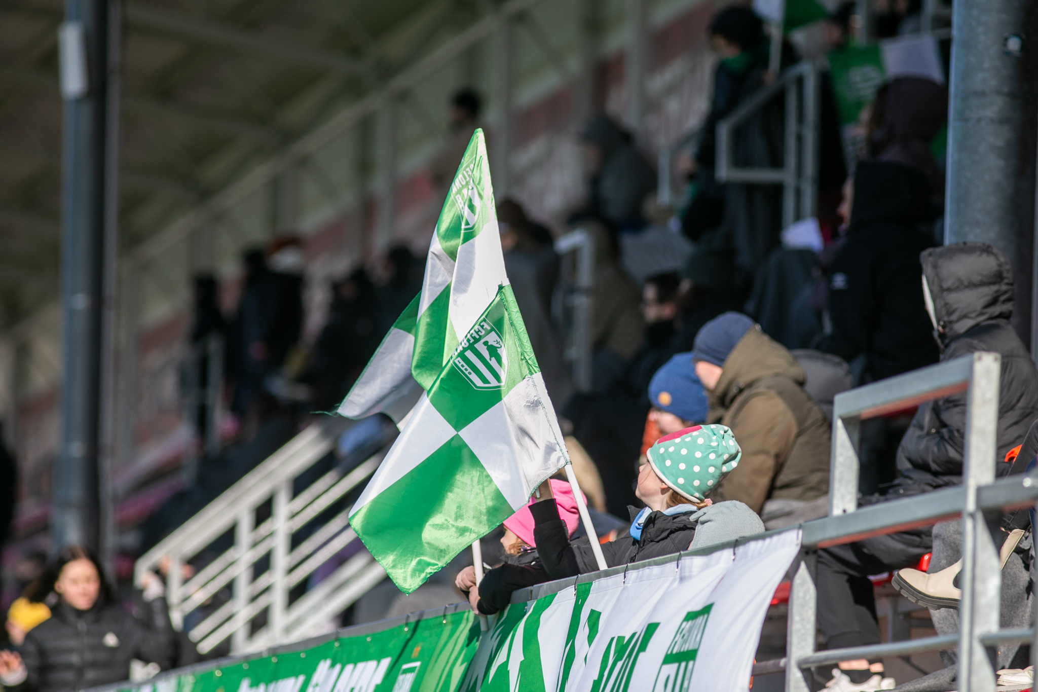 14-aastane Flora puurilukk näitas ennast Saksa kõrgliigaklubile