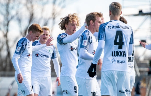 FC Flora ründaja Rauno Alliku (keskel) lõi mängus Pärnu Vaprusega oma 100. värava Flora kasuks. Foto: Liisi Troska / jalgpall.ee