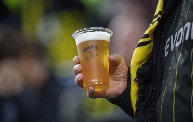 Dortmundi Borussia fänn õllega. Foto: Scanpix / imago images / Kirchner-Media