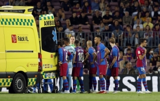 Barcelona keskkaitsja hirmutav peavigastus häiris Camp Nou võidurõõmu