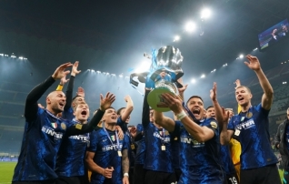 LOE JÄRELE: võimsa tagasituleku teinud Inter võitis Itaalia karika