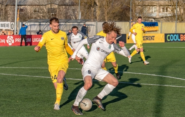 Selle hooaja esimeses omavahelises mängus saavutas FC Flora FC Kuressaare vastu 3:0 võidu. Foto: Allan Mehik