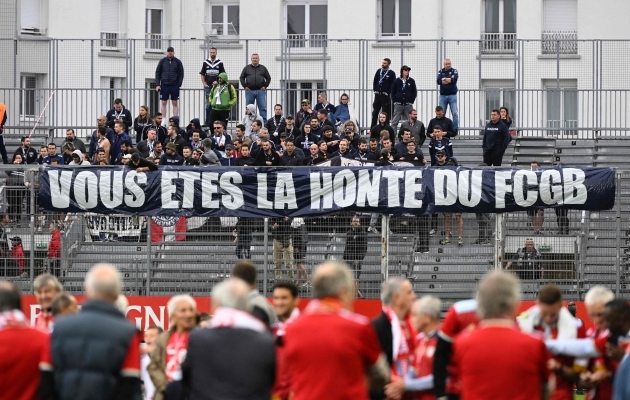Bordeaux' fännide sõnum pärast esiliigasse kukkumist: "Te olete FCGB häbi."  Foto: Scanpix / Damien Meyer / AFP