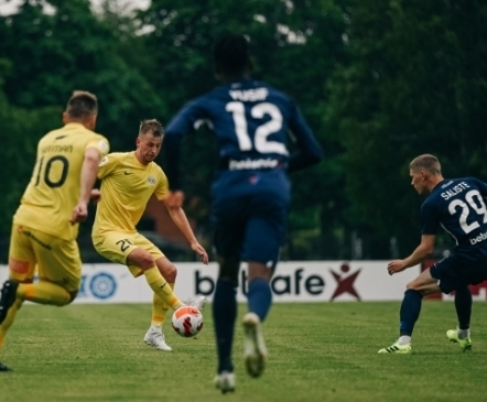 Luup peale | Paide lõi küll latti ja posti ning sai ka penalti, ent krüptoniidist Kuressaare näitas taas klassi  (galerii!) 