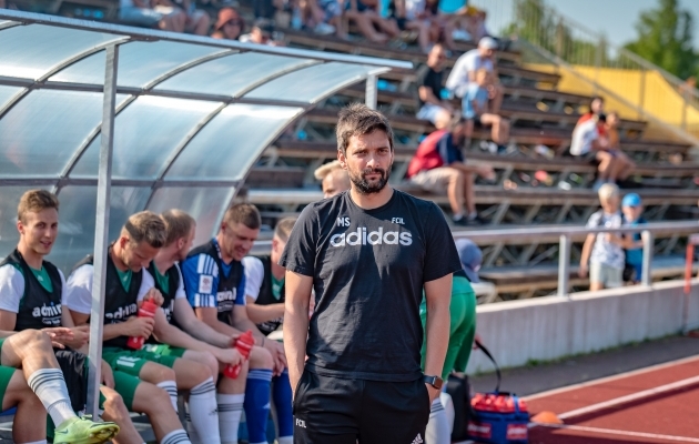 Marko Savic (pildil) otsustas FCI Levadiast lahkuda. Vladimir Vassiljev jääb klubi tegemistega seotuks, kuid senisest erinevas rollis. Foto: Allan Mehik