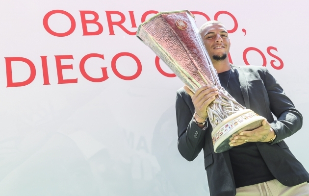 Sevillaga hüvasti jättes nutma puhkenud brasiillane: Euroopa liiga trofee on olulisem kui olümpiakuld koondisega