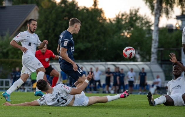 Kaotus Paidele mõjus nii rängalt, et Dinamo president pani klubi müüki ja teatas taandumisest