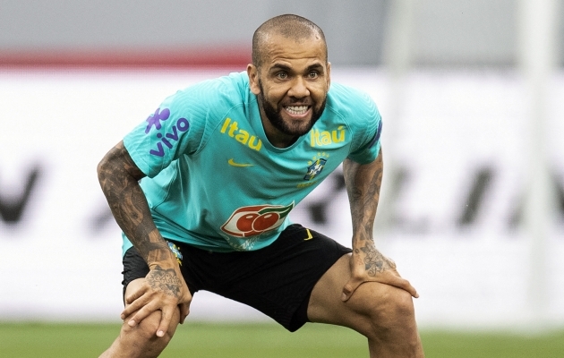 Barcelonas pettunud Dani Alves siirdus Mehhikosse