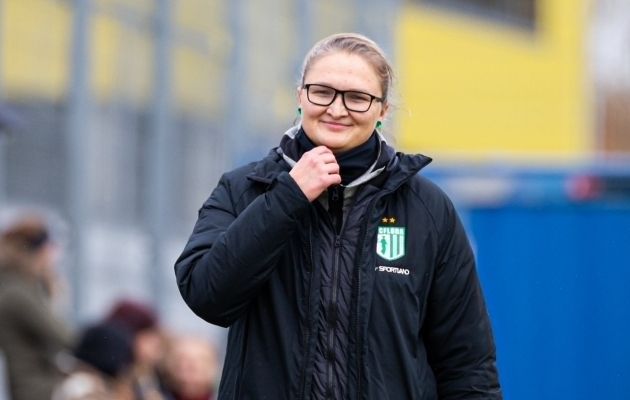 Valitseva Eesti meisternaiskonna FC Flora peatreener Aleksandra Ševoldajeva. Foto: Jana Pipar / jalgpall.ee