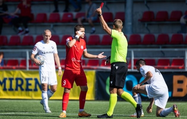VAATA JÄRELE: Kalju alistas avapoolaja väravatest kümnekesi lõpetanud Legioni