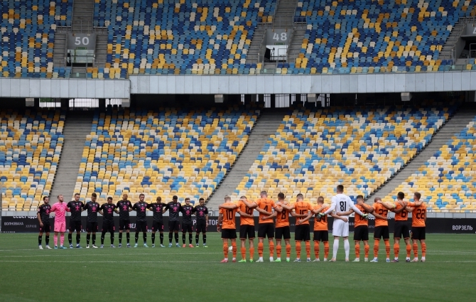 255 päeva jalgpallita elanud Ukraina alustas sõjategevuste kiuste uut hooaega
