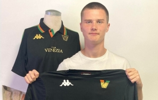 Noor Harju poolkaitsja sõlmis profilepingu Itaalia Serie B klubiga