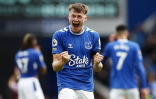 Evertoni noor kaitsemängija peab pidama mängupausi