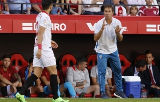 Sevilla vallandas Dortmundilt saadud kaotuse järel Lopetegui