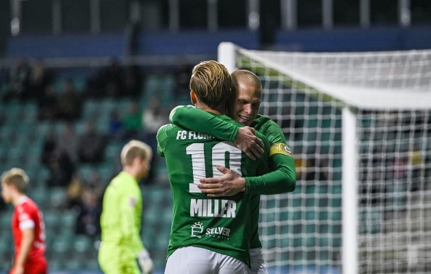 Martin Miller ja Henrik Ojamaa tähistavad FC Flora kiiret 1:0 väravat. Foto: Liisi Troska / jalgpall.ee