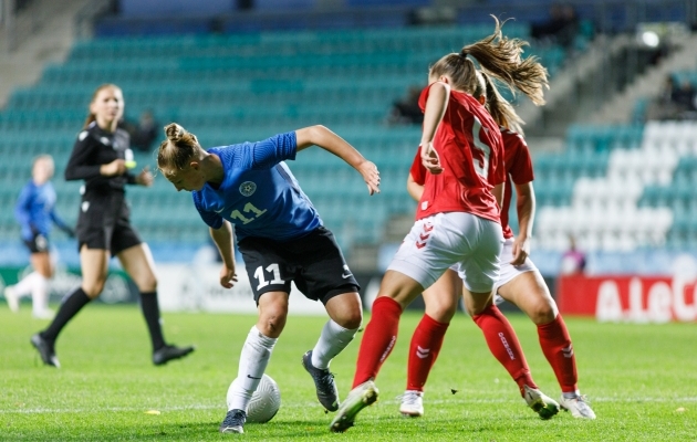 VAATA JÄRELE: Eesti neidude U17 kodune valikturniir algas Taanilt saadud saunaga